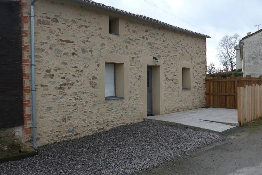 Gite Rural 3 Etoiles, 4 Pers Puy Du Fou Vendee ,Montaigu Clisson La Boissiere-de-Montaigu Exterior photo